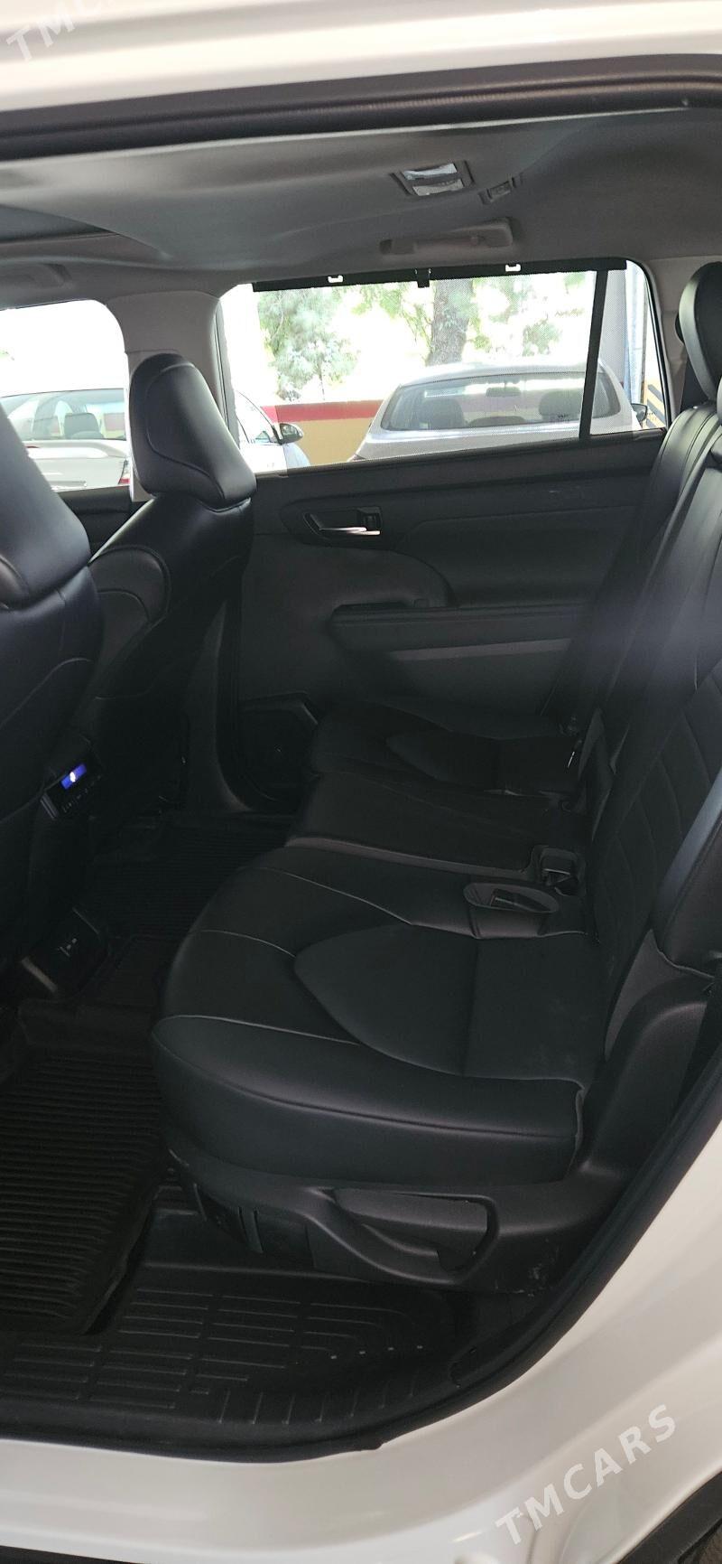 Toyota Highlander 2022 - 575 000 TMT - Ашхабад - img 8