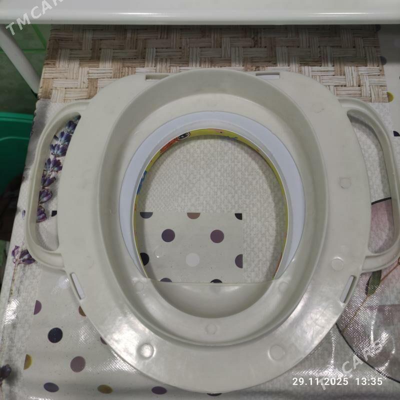 сиденье на унитаз - 11 мкр - img 2