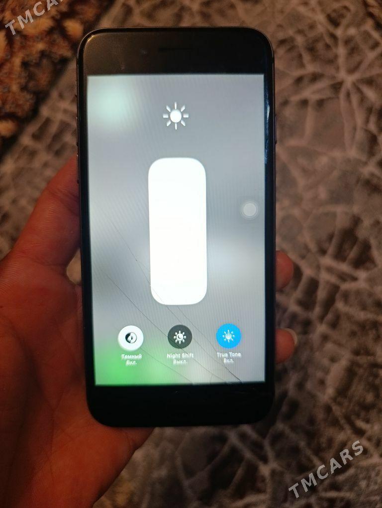 IPHONE 8 - Çärjew - img 1