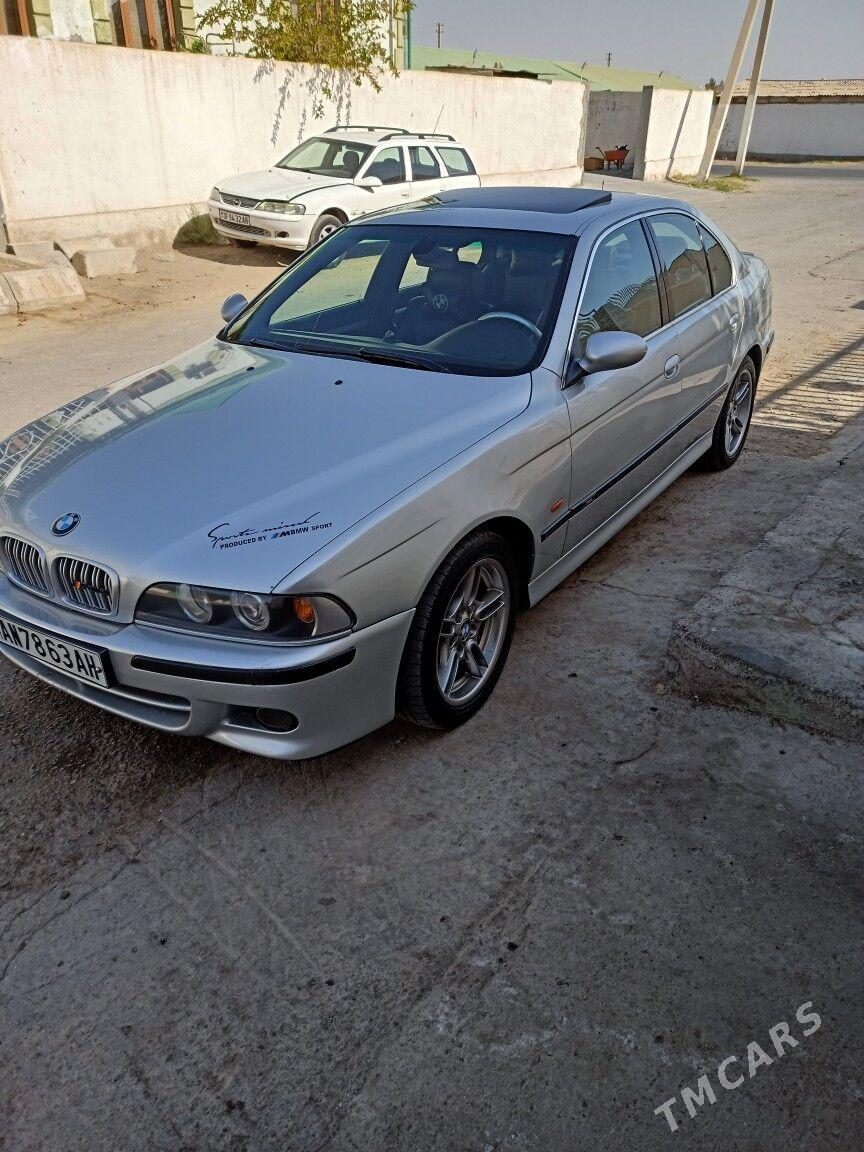 BMW E39 2001 - 125 000 TMT - Aşgabat - img 6