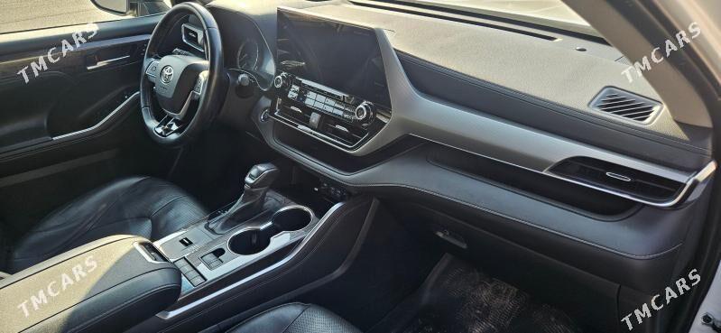 Toyota Highlander 2022 - 595 000 TMT - Baýramaly - img 4