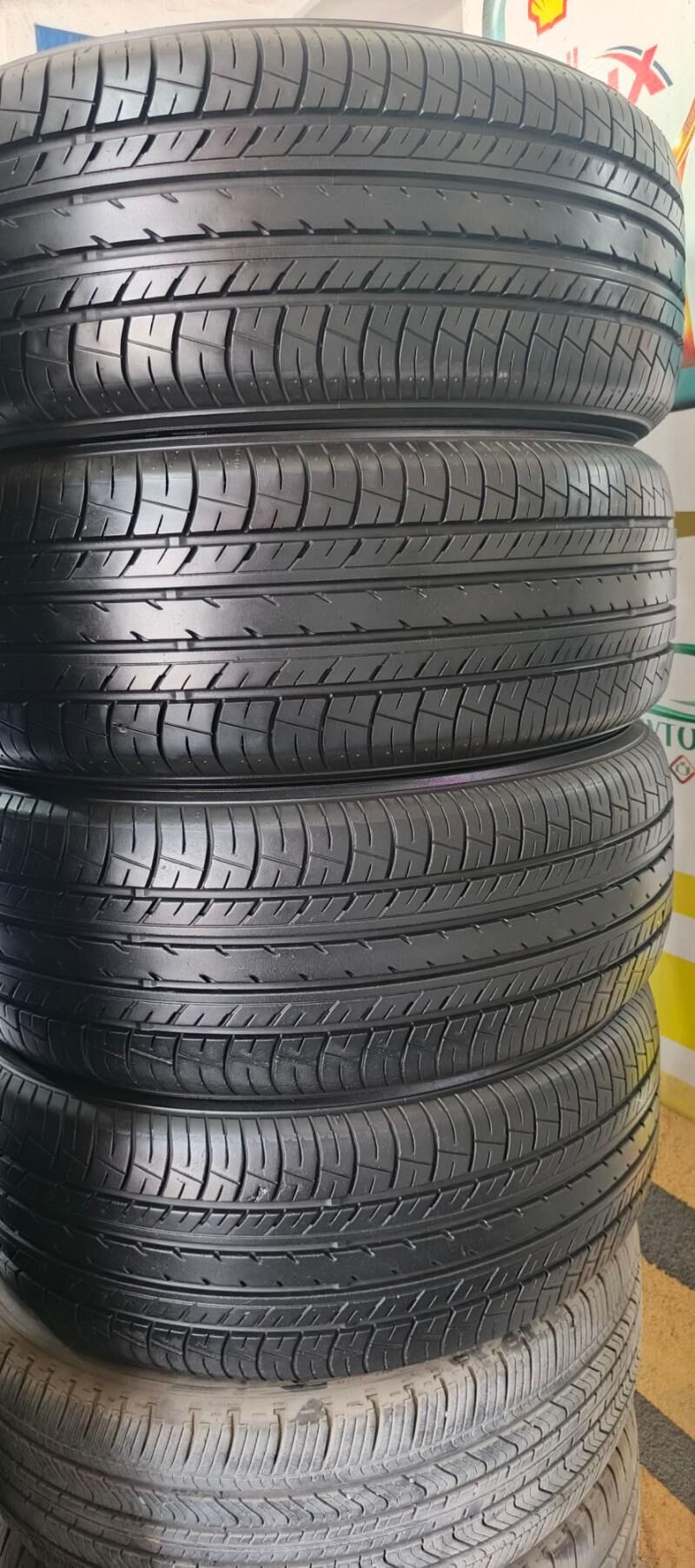 Yokohama 215 55 17 2 500 TMT - Гарадамак - img 4