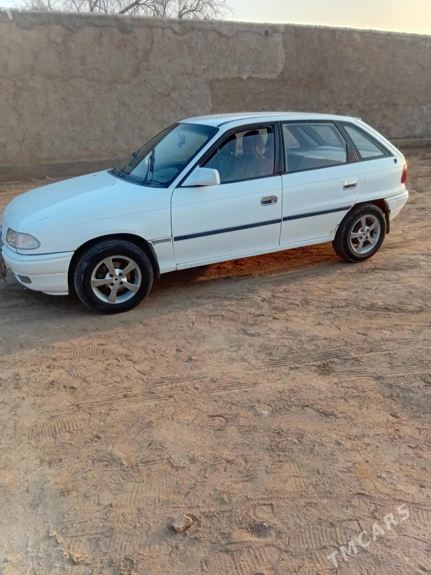 Opel Astra 1992 - 36 000 TMT - Babadaýhan - img 4