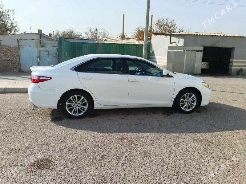 Toyota Camry 2016 - 300 000 TMT - Мары - img 4