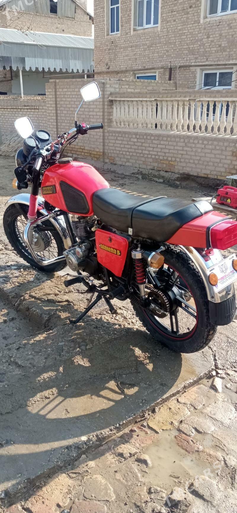 Iž Planeta 5 2005 - 13 000 TMT - Каракумский этрап - img 2