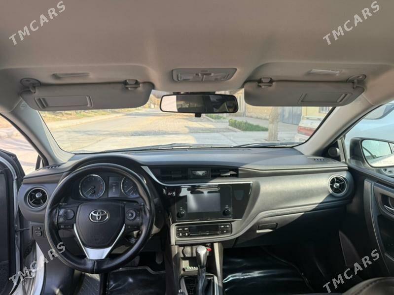 Toyota Corolla 2017 - 200 000 TMT - Мары - img 5