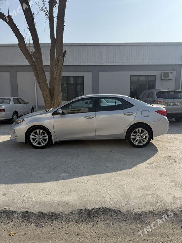 Toyota Corolla 2017 - 200 000 TMT - Мары - img 3