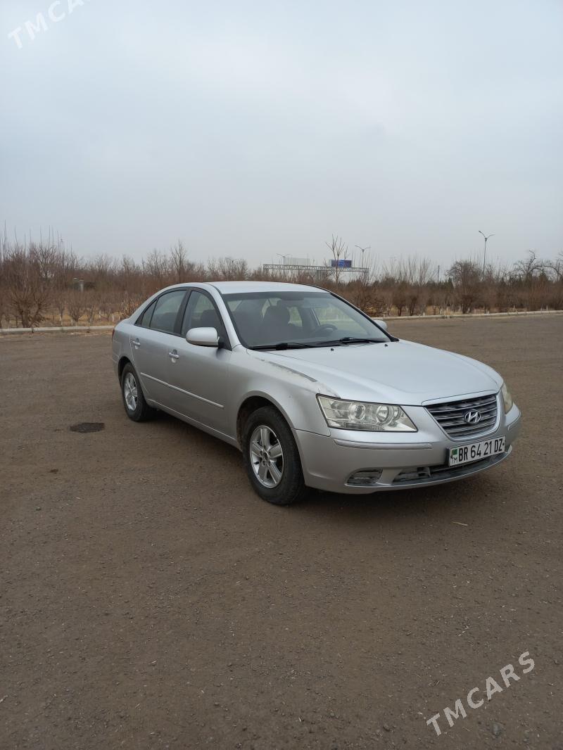 Hyundai Sonata 2010 - 120 000 TMT - Дашогуз - img 4