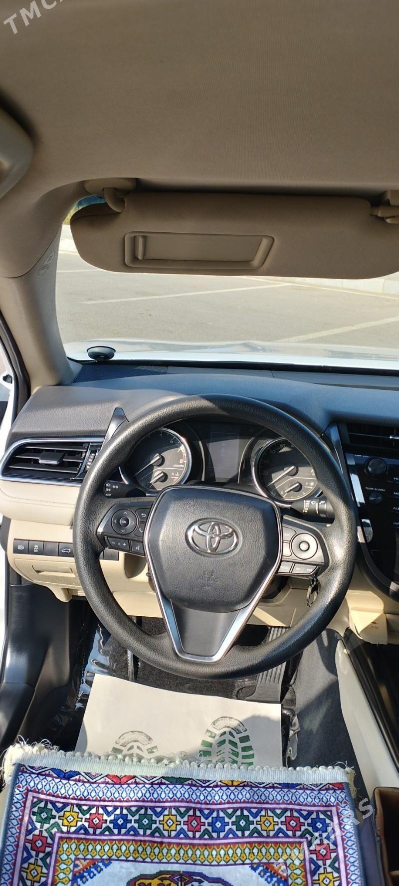 Toyota Camry 2018 - 290 000 TMT - Ялкым - img 10