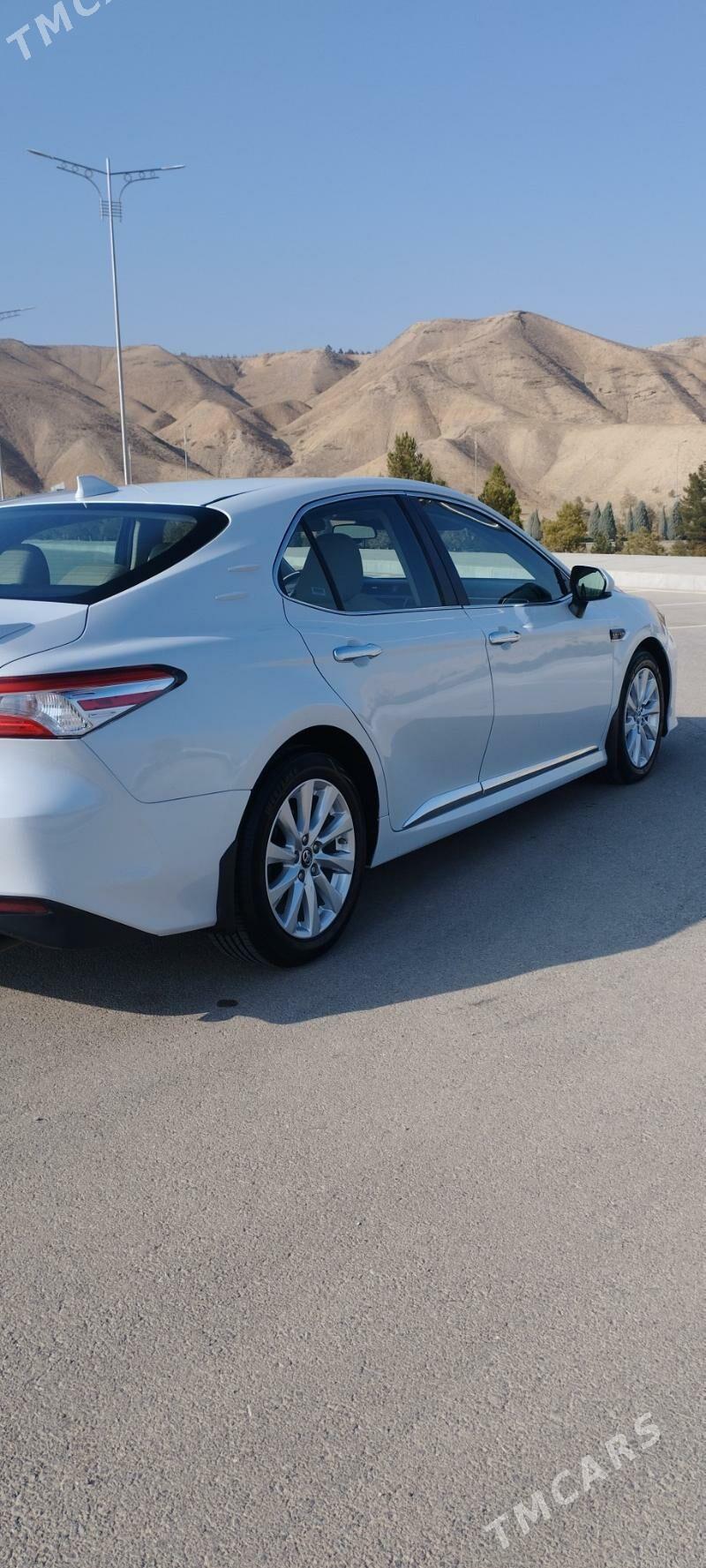 Toyota Camry 2018 - 290 000 TMT - Ялкым - img 4