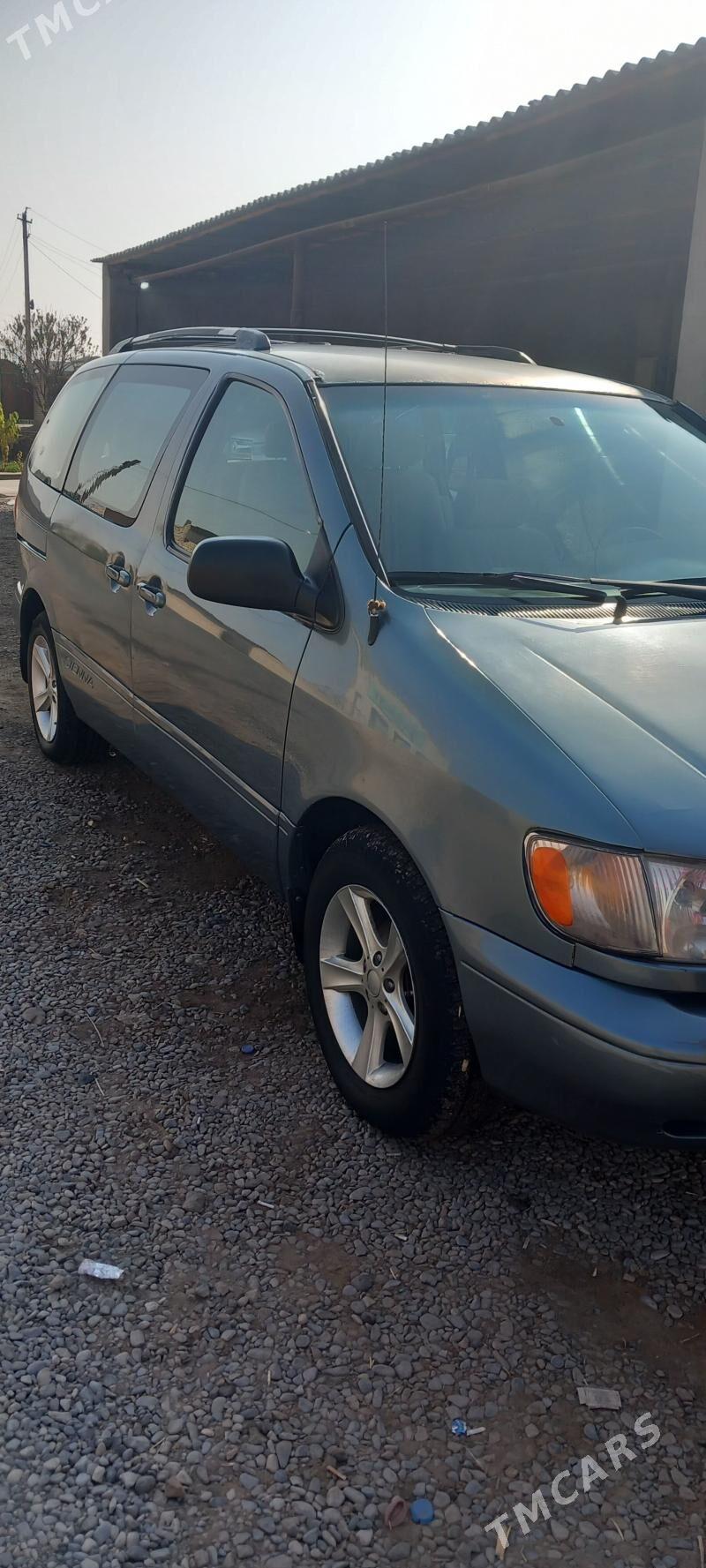 Toyota Sienna 1999 - 145 000 TMT - Векильбазар - img 2