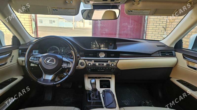 Lexus ES 350 2017 - 505 000 TMT - Теджен - img 4