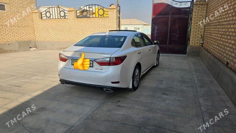 Lexus ES 350 2017 - 505 000 TMT - Теджен - img 3