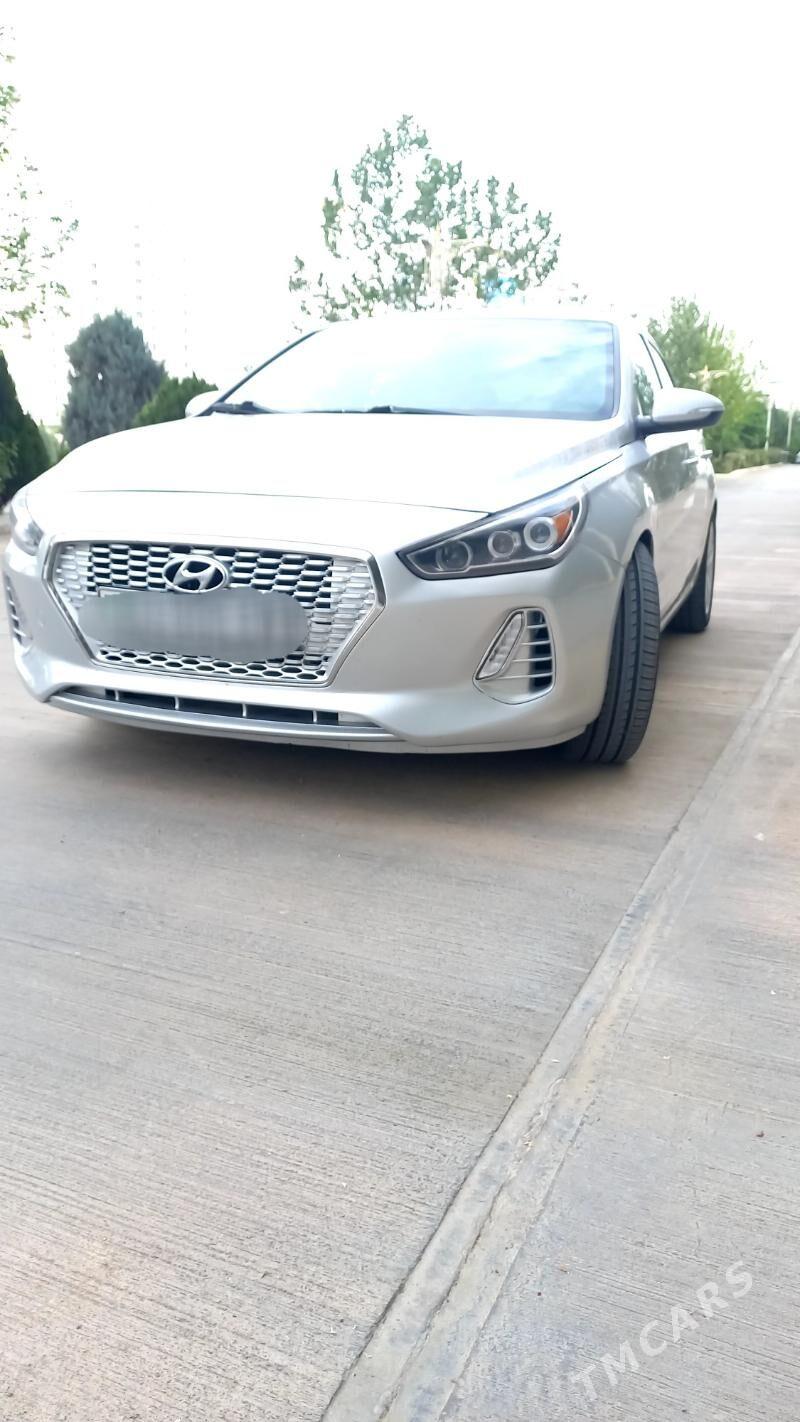 Hyundai Elantra GT 2017 - 185 000 TMT - Бахарден - img 7