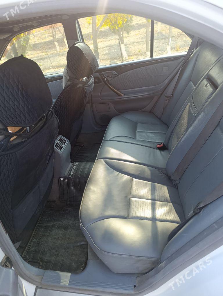 Mercedes-Benz E430 2001 - 130 000 TMT - Гызыларбат - img 5