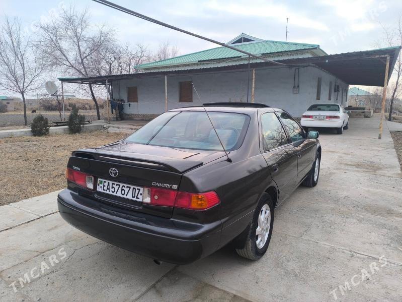 Toyota Camry 2000 - 165 000 TMT - Кёнеургенч - img 4
