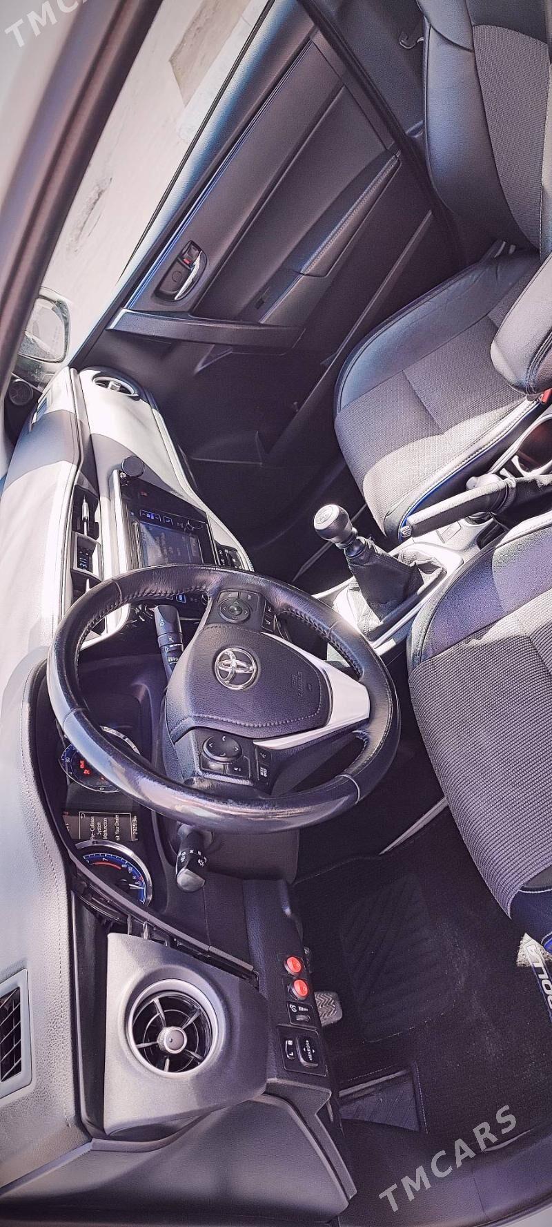 Toyota Corolla 2018 - 225 000 TMT - Ашхабад - img 5