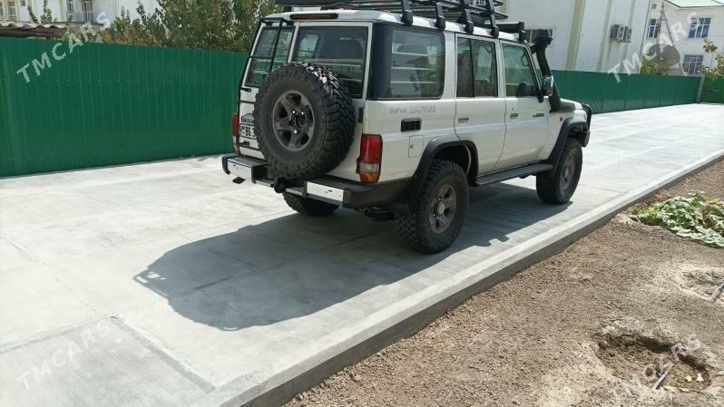 Toyota Land Cruiser 2010 - 470 000 TMT - Анев - img 4