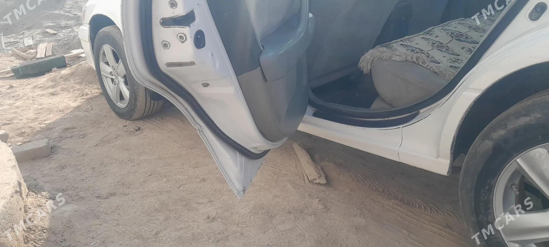 Toyota Camry 1998 - 123 000 TMT - Гурбансолтан Едже - img 8