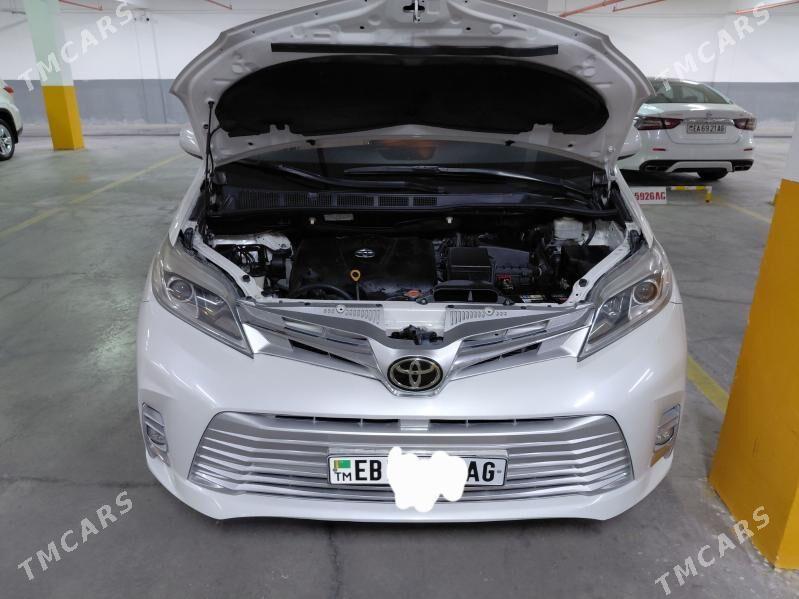 Toyota Sienna 2019 - 470 000 TMT - Нефтегаз (ул. Андалиб-Юбилейная) - img 2