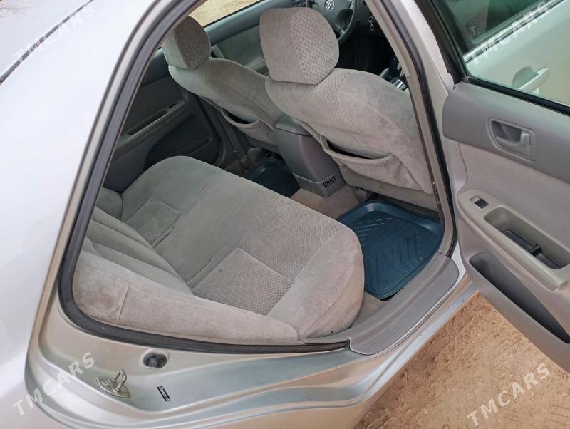 Toyota Camry 2004 - 175 000 TMT - етр. Туркменбаши - img 5