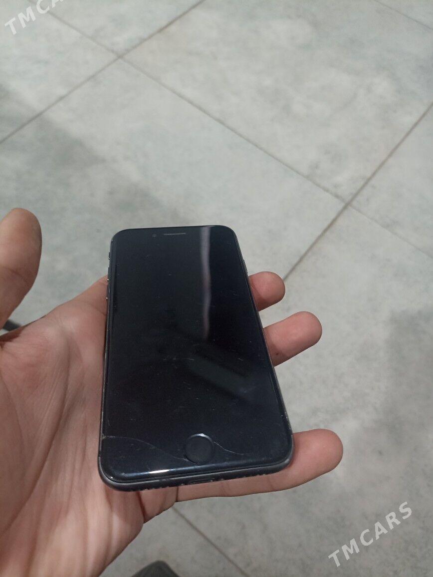 IPhone 8 - Дашогуз - img 4