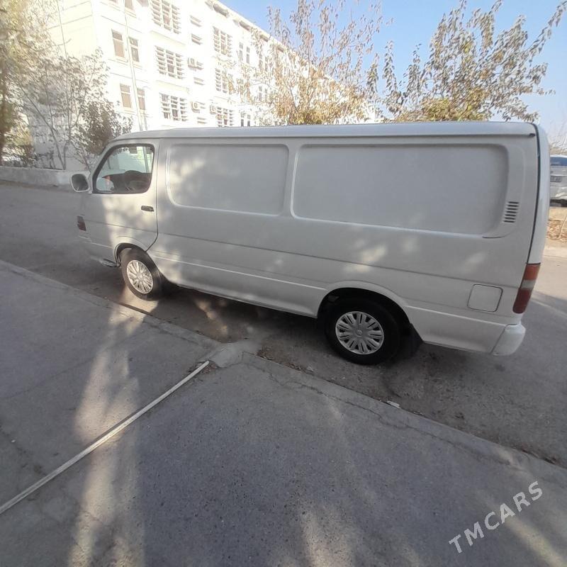 Toyota Hiace 2003 - 120 000 TMT - Büzmeýin - img 2