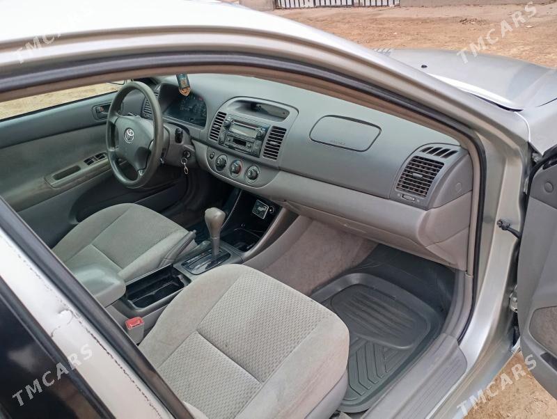 Toyota Camry 2004 - 175 000 TMT - етр. Туркменбаши - img 4