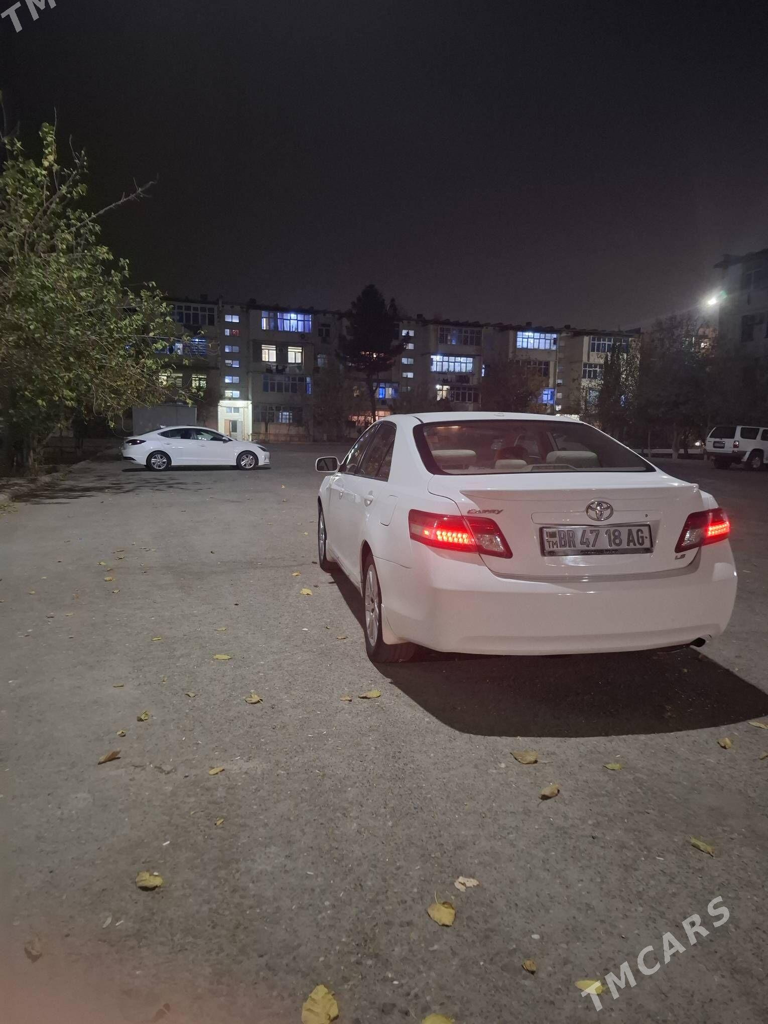 Toyota Camry 2010 - 197 000 TMT - Мир 1 - img 4