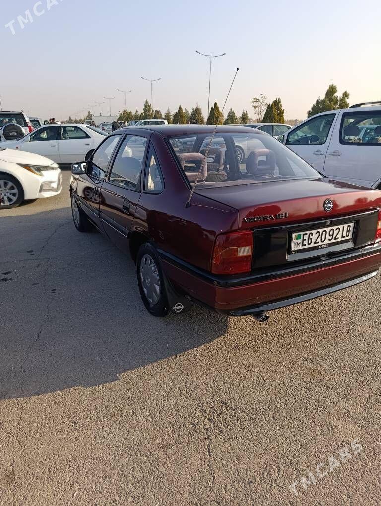 Opel Vectra 1992 - 48 000 TMT - Сакар - img 3