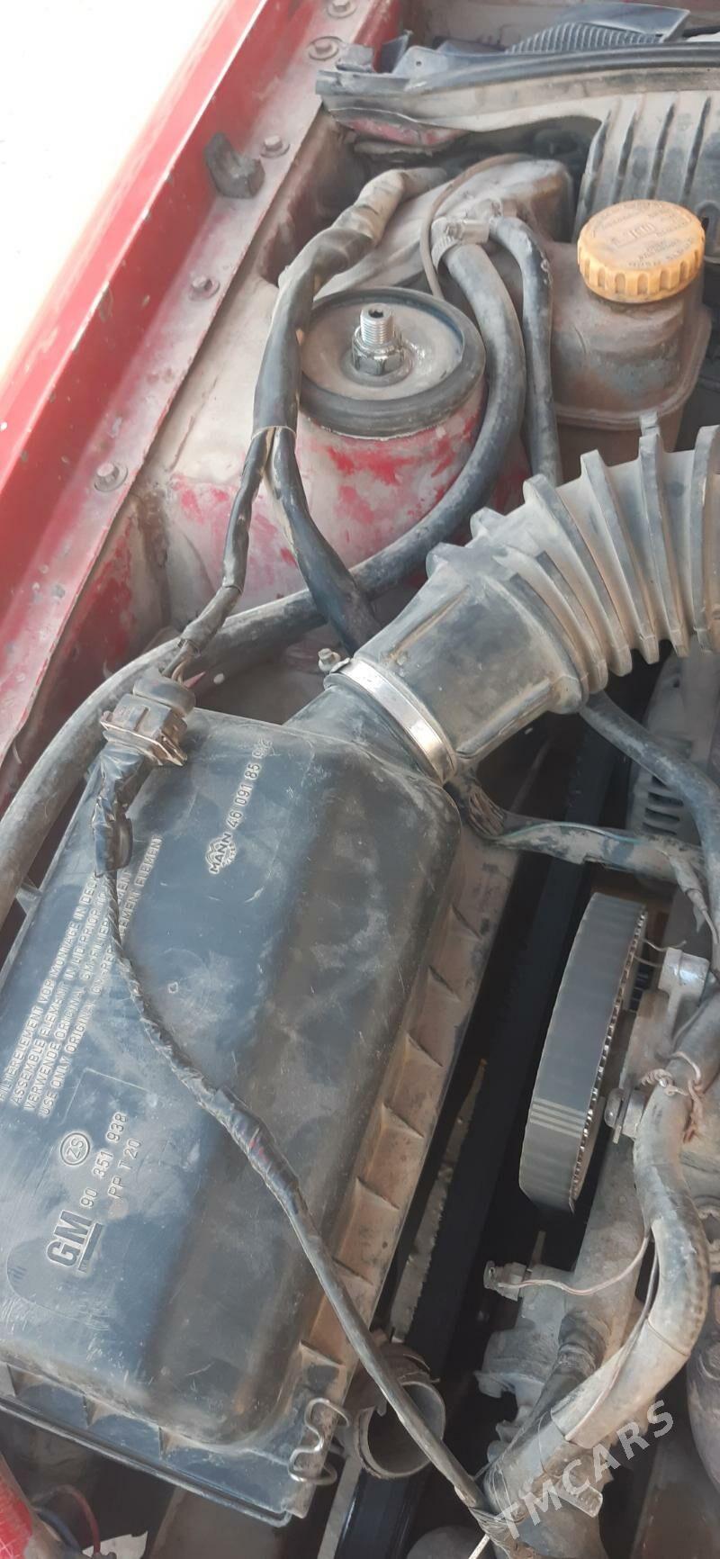 Opel Vectra 1995 - 26 000 TMT - Gubadag - img 8