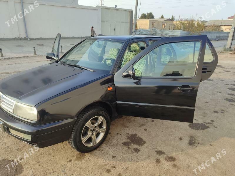 Volkswagen Jetta III 1993 - 50 000 TMT - Туркменабат - img 3