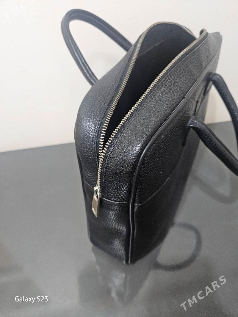 MB koža sumka - 5 мкр - img 5