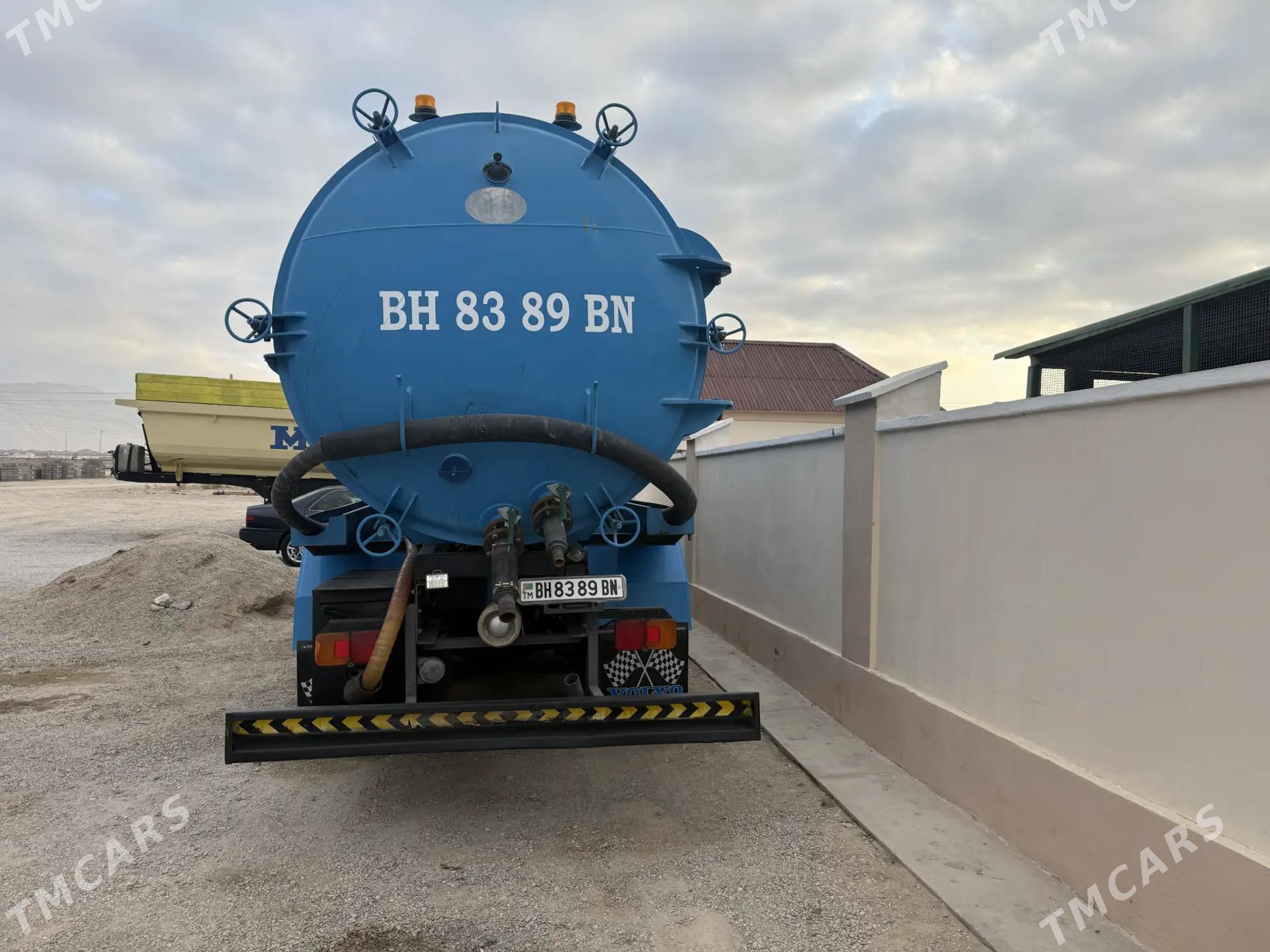 Toyota Hino 2012 - 600 000 TMT - Балканабат - img 4