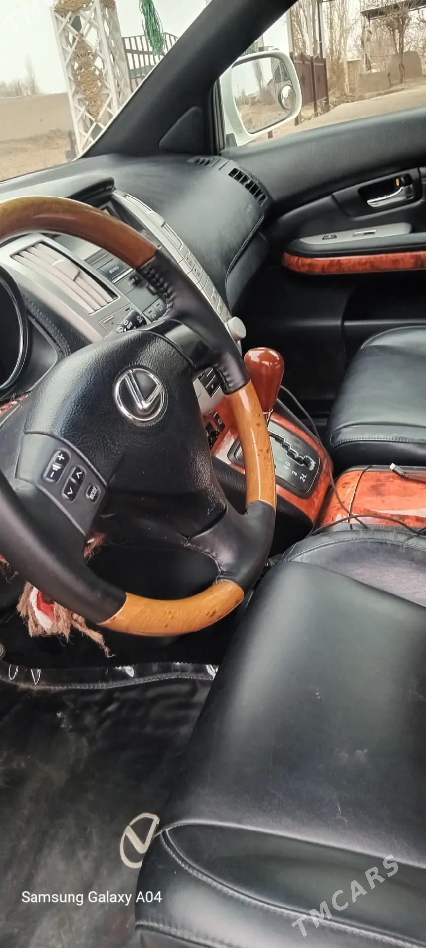 Lexus RX 330 2004 - 230 000 TMT - Дашогуз - img 2