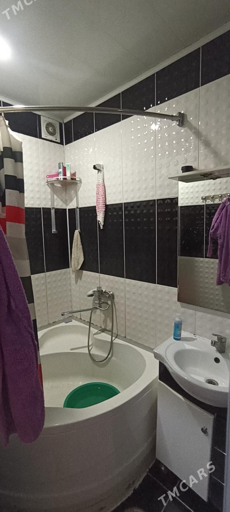 Mir 1 4/2 etaj 2 komnat - Parahat 1 - img 2