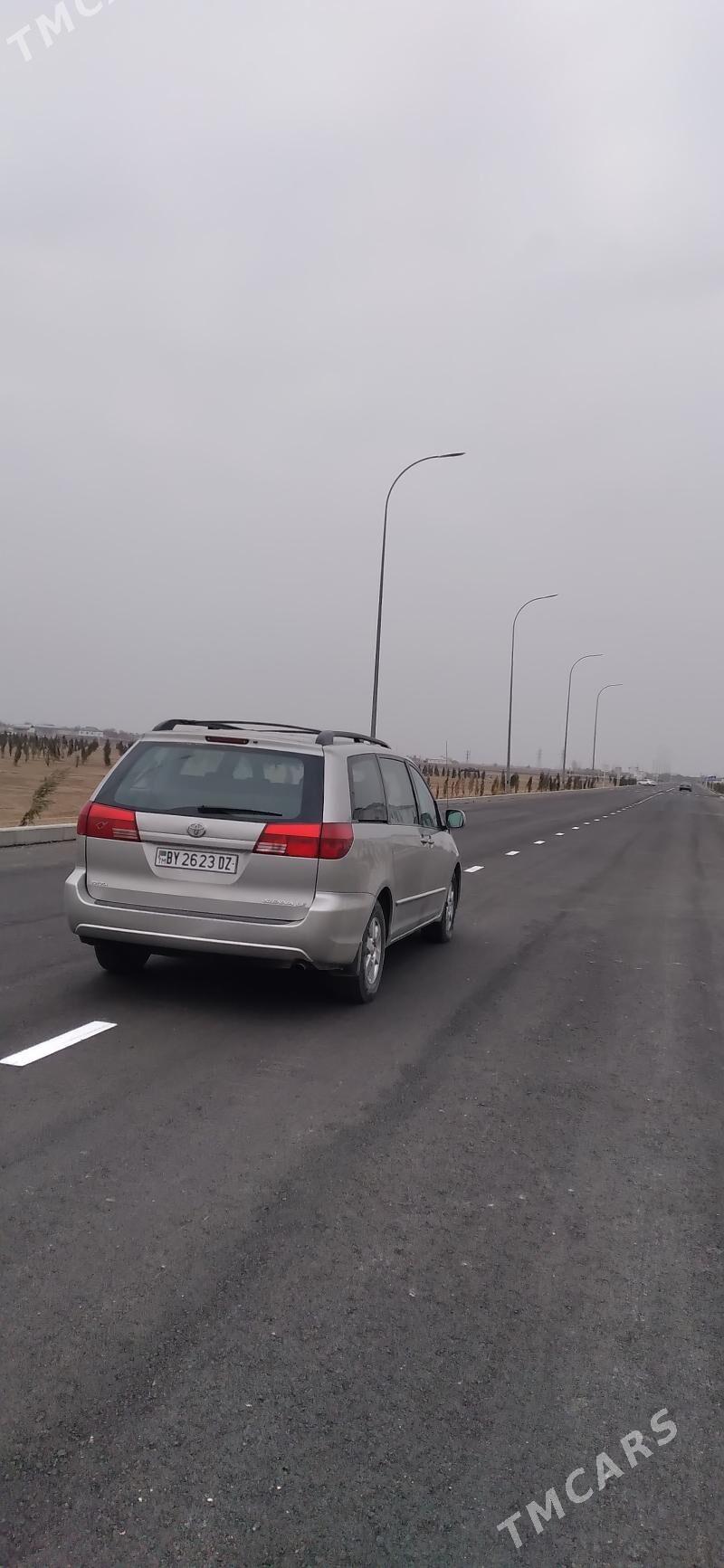 Toyota Sienna 2004 - 255 000 TMT - Кёнеургенч - img 6