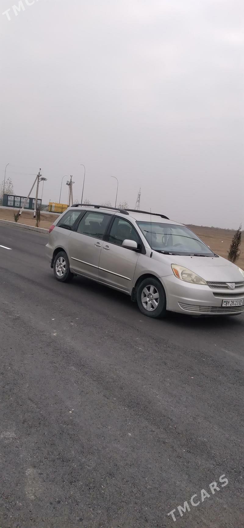 Toyota Sienna 2004 - 255 000 TMT - Кёнеургенч - img 3