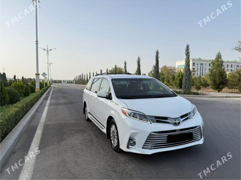 Toyota Sienna 2017 - 370 000 TMT - Ашхабад - img 4