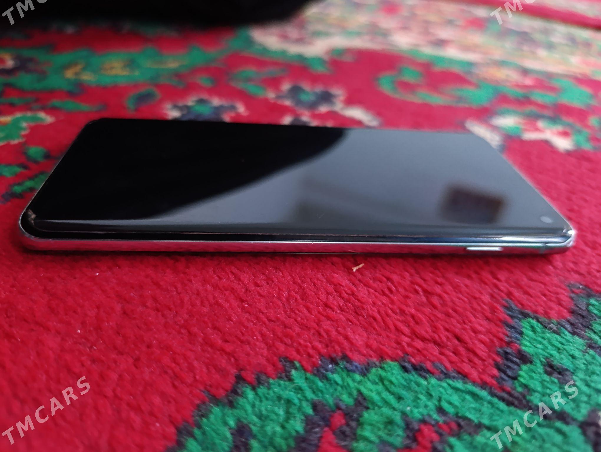 Samsung S10 - Ходжамбаз - img 4