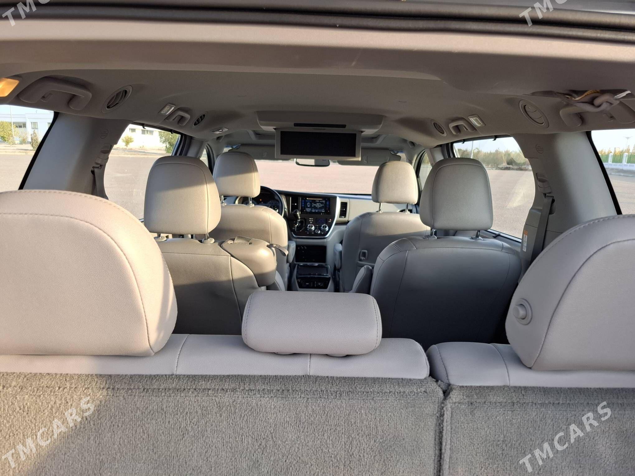 Toyota Sienna 2017 - 395 000 TMT - Daşoguz - img 4