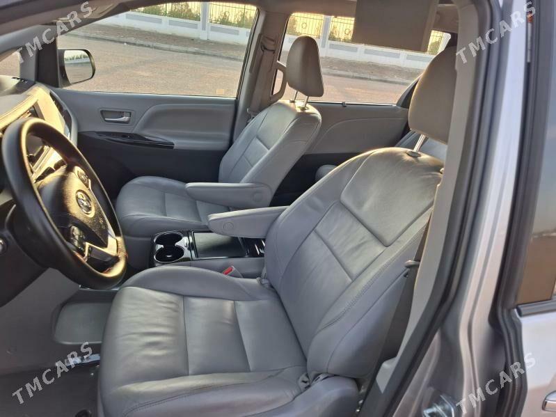 Toyota Sienna 2017 - 395 000 TMT - Daşoguz - img 3