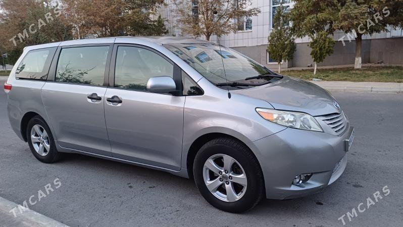 Toyota Sienna 2011 - 300 000 TMT - Türkmenbaşy - img 3