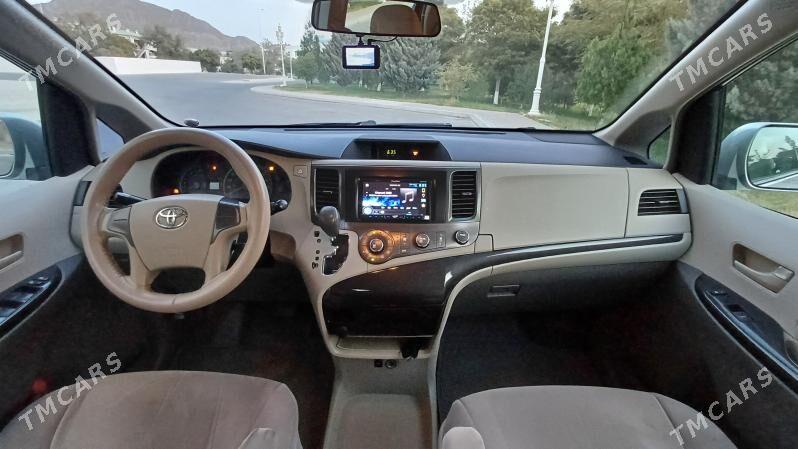 Toyota Sienna 2011 - 300 000 TMT - Türkmenbaşy - img 4