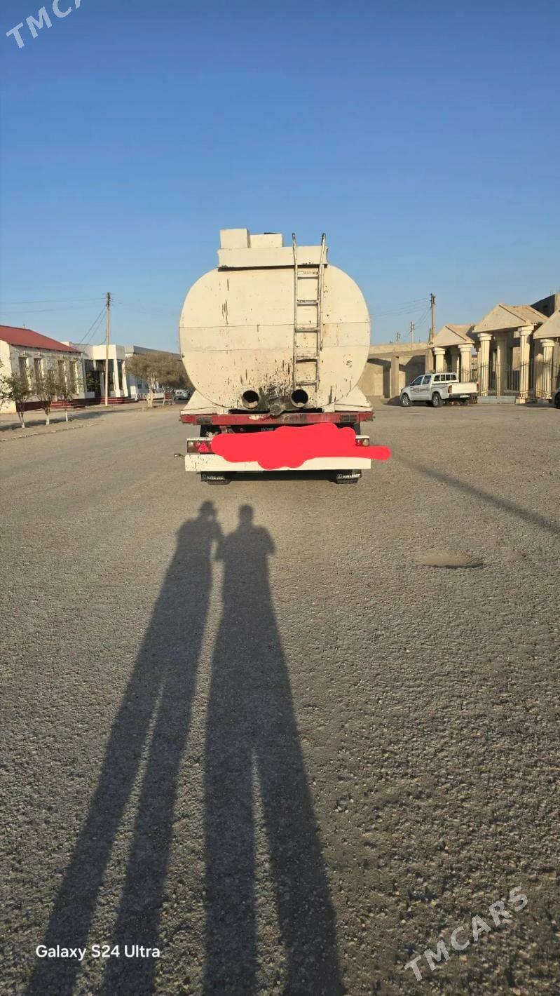 Krone Krone 2017 - 85 000 TMT - Türkmenbaşy - img 4