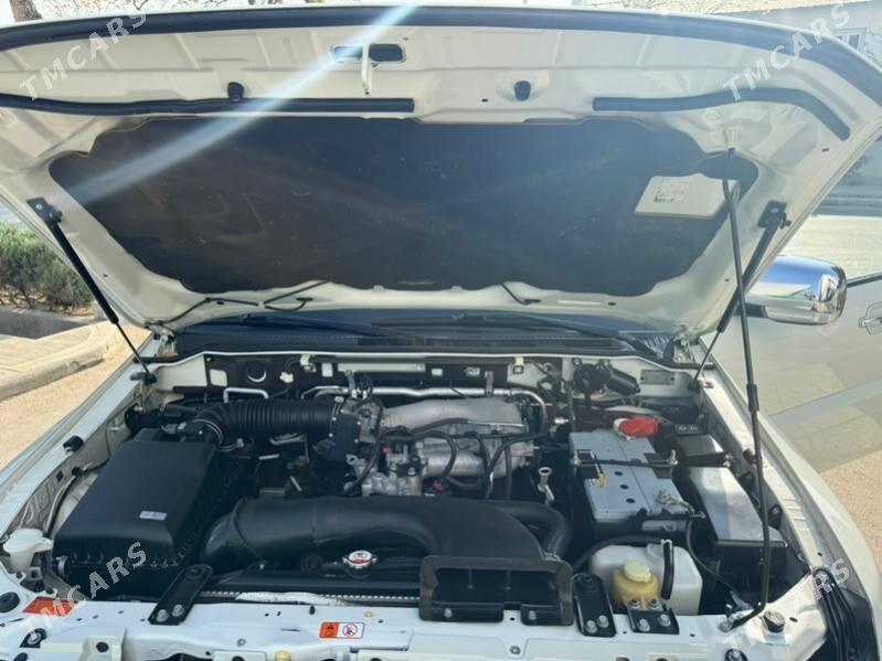 Mitsubishi Pajero 2014 - 285 000 TMT - 30 мкр - img 8