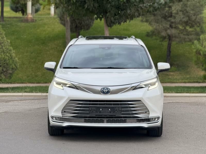 Toyota Sienna 2022 - 705 000 TMT - Ашхабад - img 3