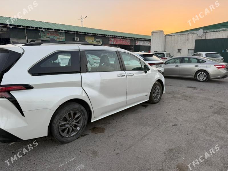 Toyota Sienna 2021 - 330 000 TMT - Ашхабад - img 1