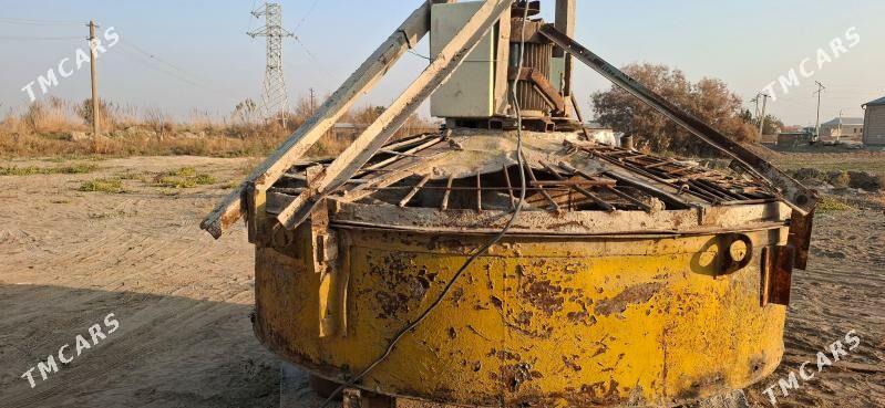 Beton sentral meşalka - Сакарчага - img 2