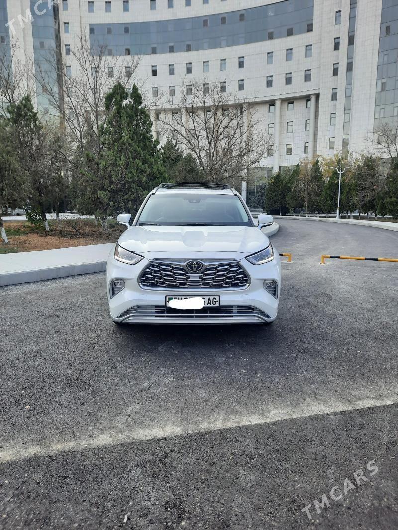 Toyota Highlander 2022 - 600 000 TMT - Podwoýski köç. (Bitarap Türkmenistan şaýoly) - img 2